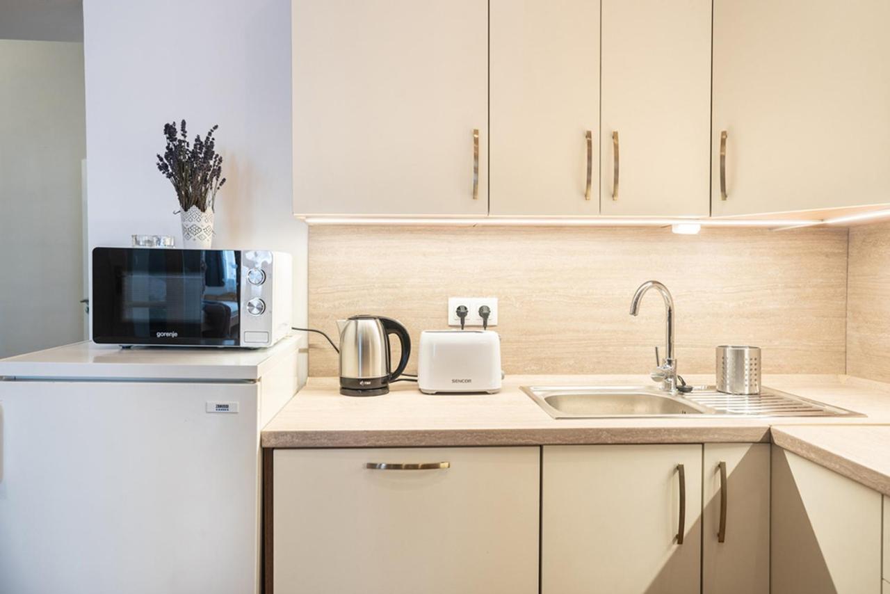 Free Parking - Dob50 Spacious - 2 Separate Bedroom, 5 People, Ac, Wifi * בודפשט