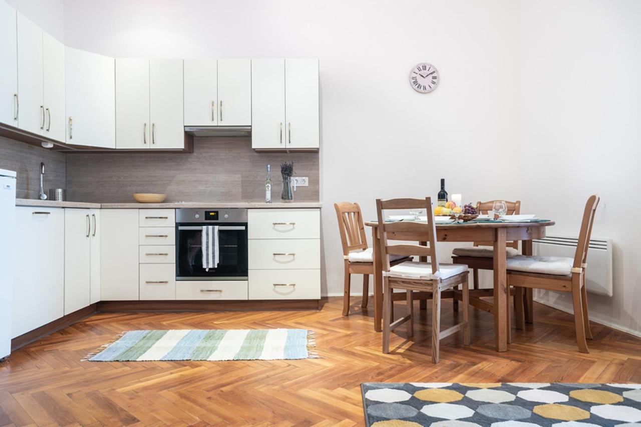 דירה Free Parking - Dob50 Spacious - 2 Separate Bedroom, 5 People, Ac, Wifi *