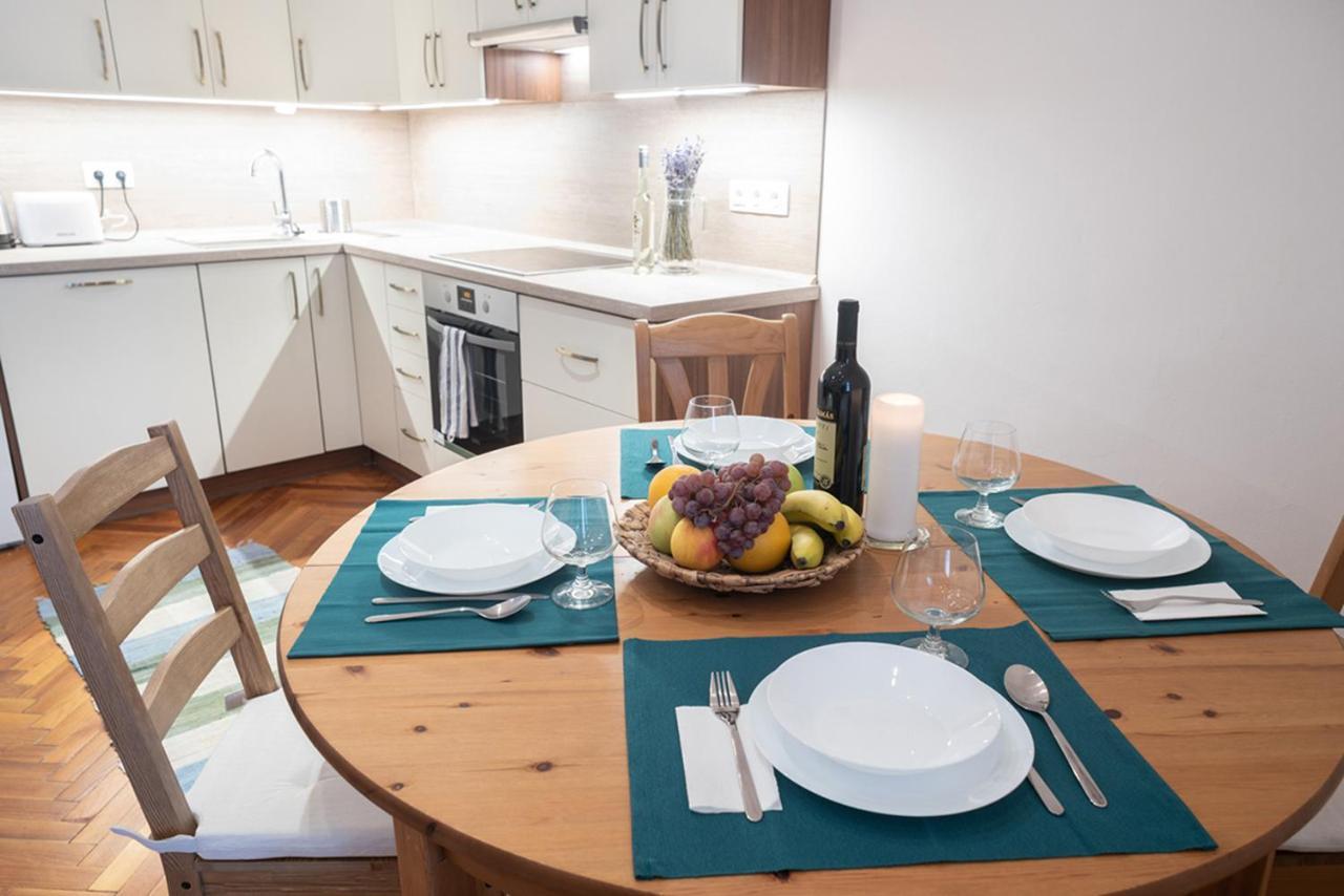 Free Parking - Dob50 Spacious - 2 Separate Bedroom, 5 People, Ac, Wifi * בודפשט