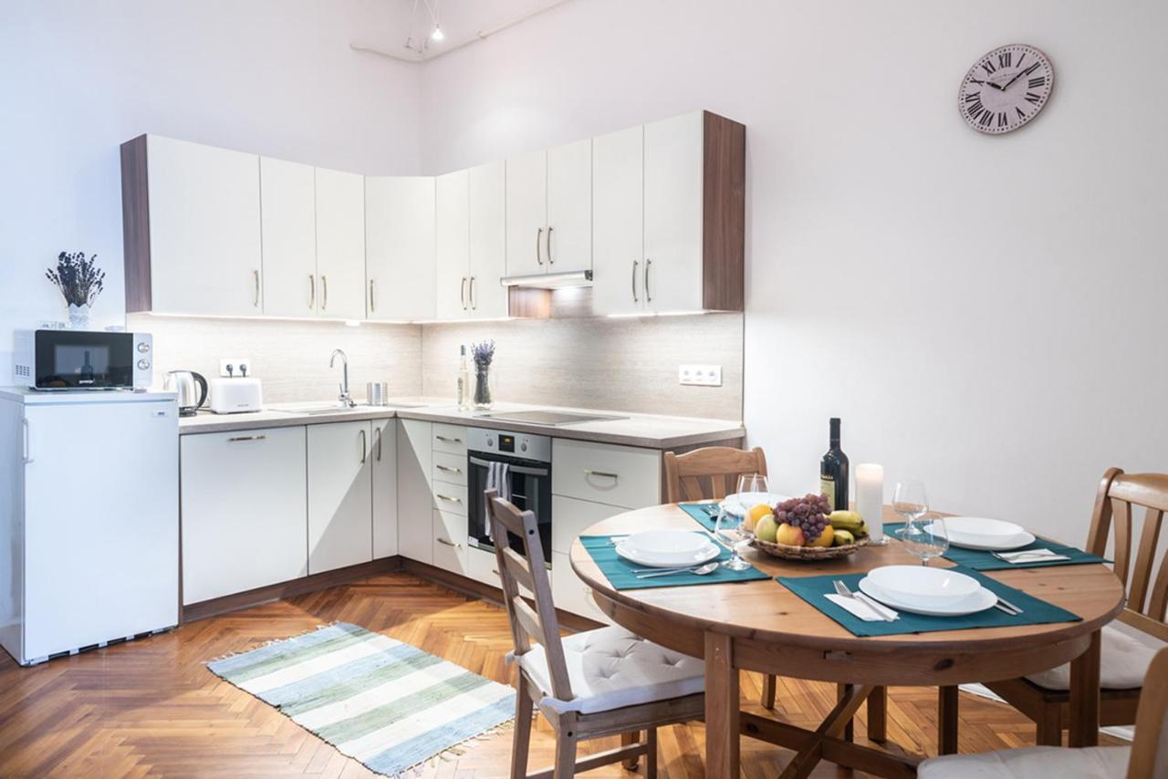 Free Parking - Dob50 Spacious - 2 Separate Bedroom, 5 People, Ac, Wifi דירה *